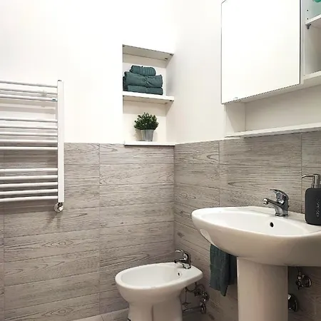 Casa Colombo Con Aria Condizionata E Wifi Apartment